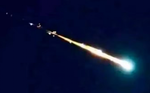 Qué es un meteoroide, el objeto que iluminó el cielo de Bariloche