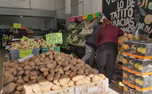 Economía en Rojo: “La gente cada vez busca más ofertas para poder comprar algo de verdura y fruta”