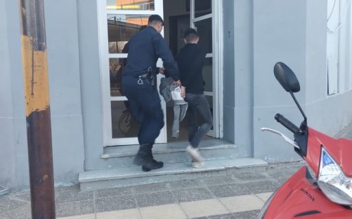 Otro robo en un supermercado: Intentó llevarse más de 12 mil pesos en fiambres