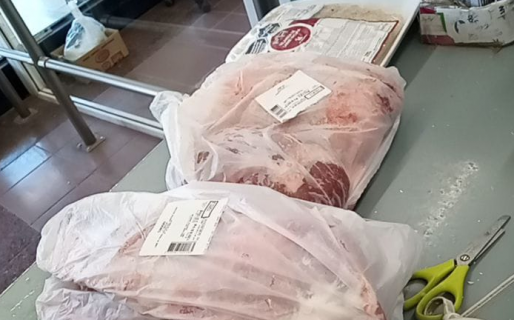 Dos niñas de 10 y 12 años intentaron robar carne en un supermercado