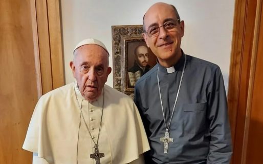 Un hombre clave de la Iglesia puso en duda la visita del papa Francisco a la Argentina