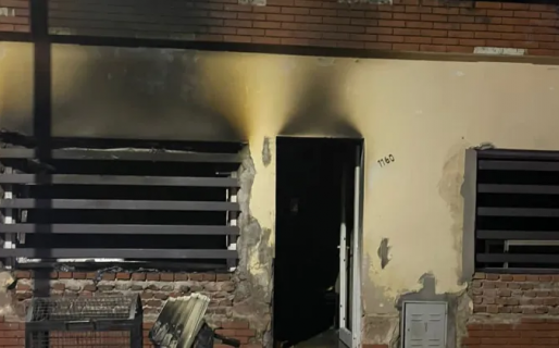 Mató a su esposa e hirió de gravedad a su hijo de 15 años incendiando la casa