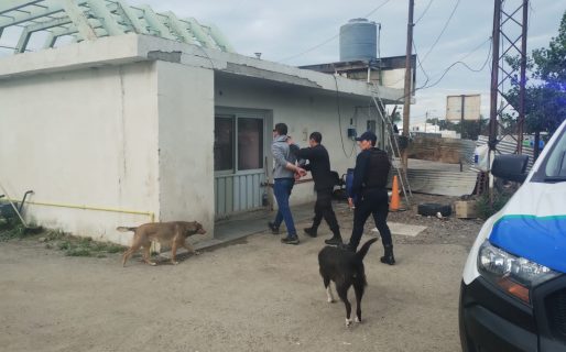Quedó detenido por robar cervezas, máquinas de afeitar y un suavizante para la ropa