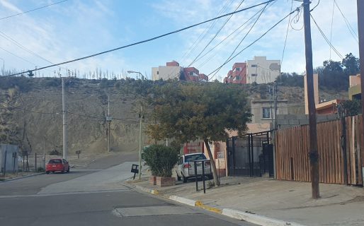 La Vecinal del Barrio 25 de Mayo denuncia que menores «apedrean» a los vecinos desde la zona alta