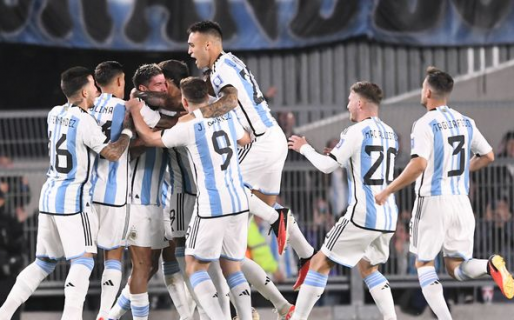 Argentina le ganó a Paraguay y sigue en la senda victoriosa de Scaloni