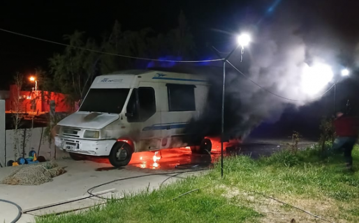 Se incendió un motorhome en Palazzo: no se registraron heridos