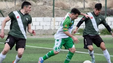 El puntero Petroquímica empató 3-3 con Laprida