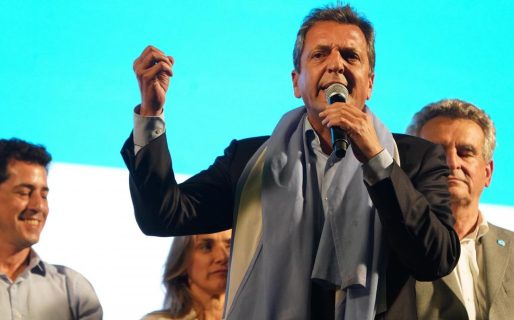 Massa insistió con su planteo de «unidad nacional» y criticó a Milei por «repartir cargos»