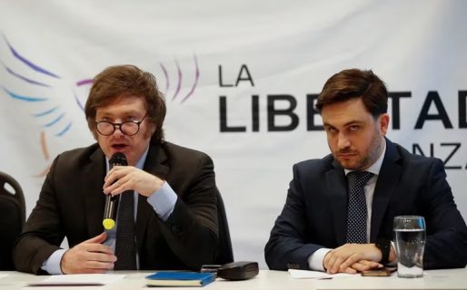 Milei le respondió a Alberto Fernández: “Está intentando proscribir a la fuerza política más votada”