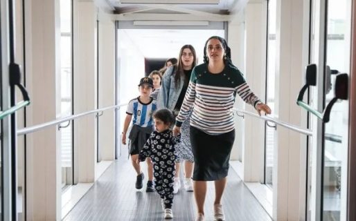 Llegó a Ezeiza el cuarto vuelo de argentinos repatriados de Israel