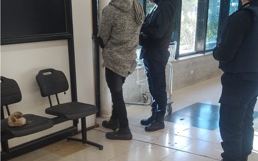 Una empleada de seguridad privada detuvo a un hombre que intentó robar carne