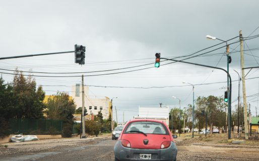 Habilitaron el nuevo semáforo de la avenida Fray Luis Beltrán