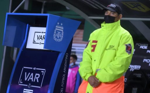 Luego de las polémicas en Boca-Talleres, analizan poner el VAR en las próximas fases de la Copa Argentina