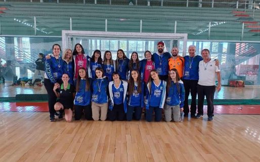 La Selección Austral femenina sub 16 y un meritorio podio en el Argentino de Hockey Pista