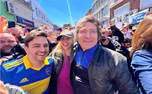 Sin motosierras y con banderas argentinas, Milei retomó su campaña en el conurbano