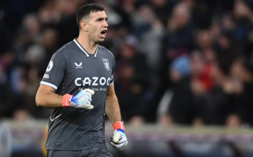 La atajada a “puro reflejo” del Dibu Martínez en el triunfo del Aston Villa y la historia que reveló su lado desconocido: “Es un enfermo”
