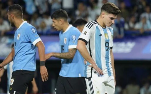 Argentina perdió por las Eliminatorias y los memes apuntaron sin piedad contra La Bombonera: “Es la mufa”