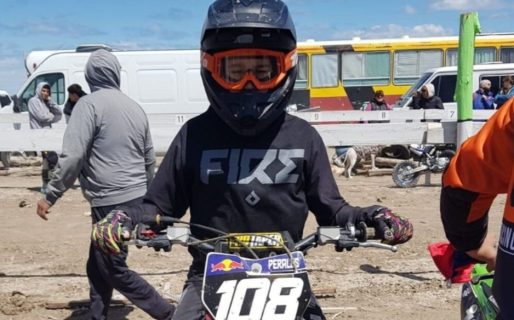 Santino Perales en lo más alto del podio del Campeonato Patagonia Zona Norte de Motocross