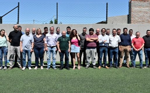 Arcioni : “Están en juego dos modelos de país, el del desarrollo de Massa o el de destrucción de Milei”