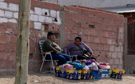 Deterioro de los salarios: los informales subieron 7,5% en septiembre contra una inflación de 12,7%