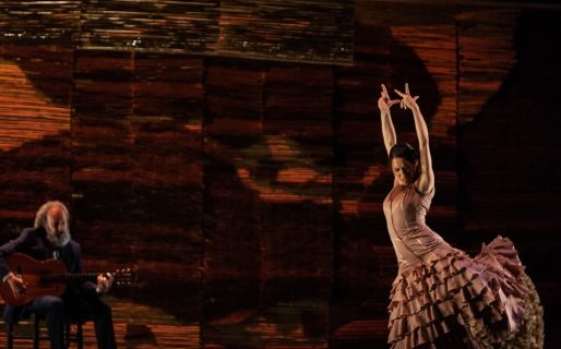 Por el día del flamenco, la academia de baile de Rada Tilly organiza bailes al aire libre
