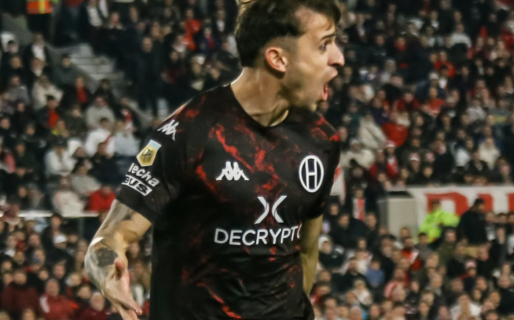 Huracán dio el golpe: le ganó a River en el Monumental y cortó una larga racha