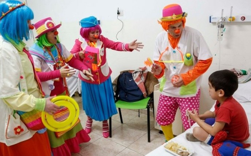 Payamédicos en Comodoro: un acompañamiento positivo que alegra a muchos en su camino por el hospital