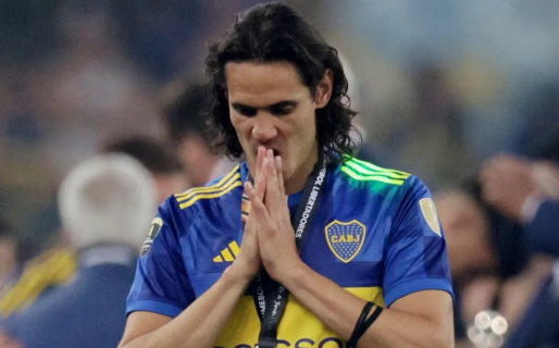 El mensaje en plena madrugada de Cavani que provocó fuertes reacciones entre los hinchas de Boca