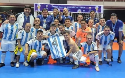 Escándalo en la final del Mundial de talla baja: Paraguay se retiró de la final y Argentina se coronó campeón