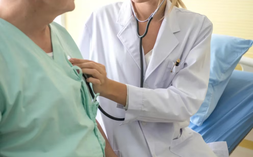 Salud en Crisis: En Comodoro aun no hay listado de alerta por falta de insumos médicos