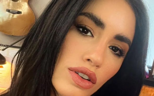 La dura respuesta de Lali Espósito a un hater que le preguntó cuándo deja el país