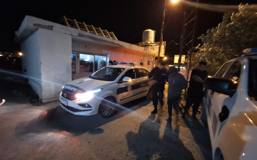 Tres detenidos por intento de robo en avenida Nahuel Huapi