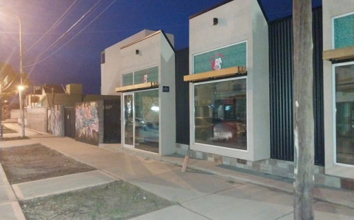 Intentaron ingresar a robar a una pizzería y acabaron aprehendidos