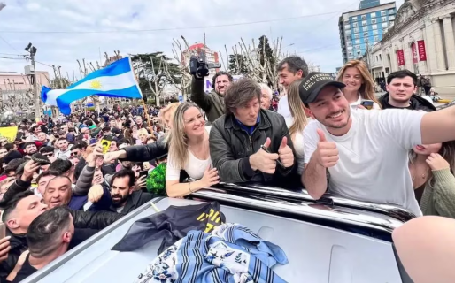 Milei vuelve a mostrarse con Píparo y Villarruel y busca reforzar la idea de “cambio o continuidad”