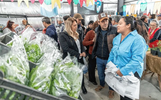 Quedó inaugurado el Mercado Multiplicar en la Asociación de Productores y Forestadores de KM 17
