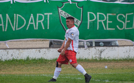 Abregú se vistió de héroe en la goleada de Huracán a Petro