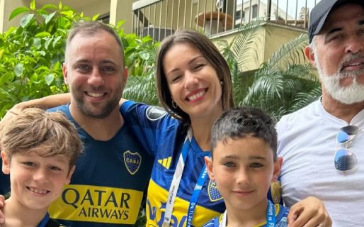 Pampita le hizo un especial regalo al nene hincha de Boca que rifó su PlayStation para viajar a Brasil