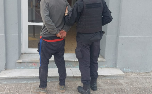 Un sujeto con pedido de detención es capturado en el centro