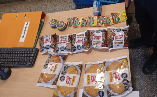 Una mujer de 47 años fue detenida por intentar robar comida