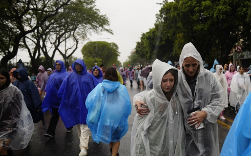 Suspensión del show de Taylor Swift: el SAME asistió a fanáticas con hipotermia y crisis nerviosas