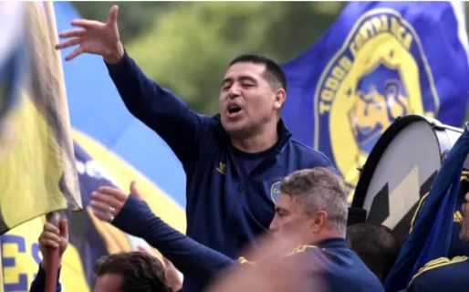Riquelme les habló a los hinchas de Boca en el cierre de la marcha: “No nos pueden intervenir el club”
