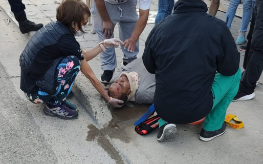 Hombre de 66 cae de un techo y es trasladado al hospital de urgencia