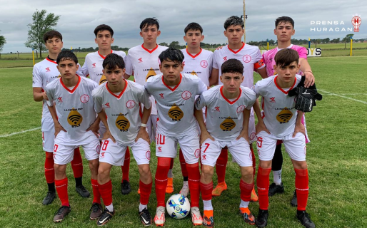 Huracán Sub-17 está entre los cuatro mejores del país