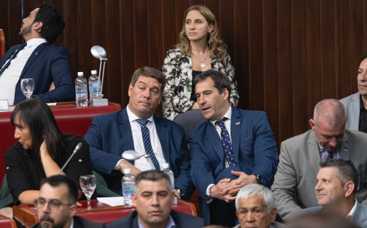 Luque felicitó a Torres y llamó a la unidad en Chubut: «Seremos oposición desde la construcción»