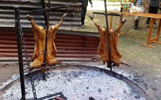 Estafaron y robaron 45 mil pesos a una mujer en la venta de unos corderos por Facebook