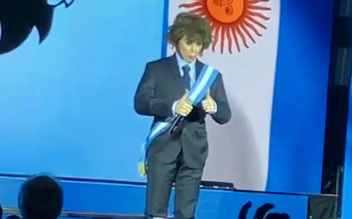 El video de la imitación de Fátima Flórez a Javier Milei en su debut en Mar del Plata