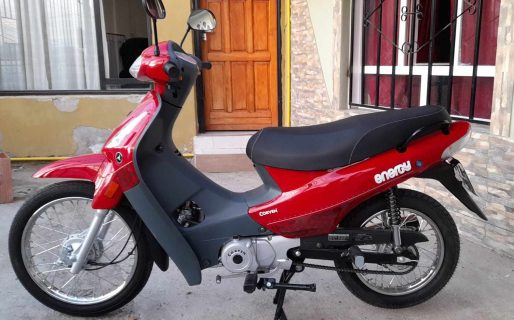 Dejó estacionada su moto y en media hora se la robaron