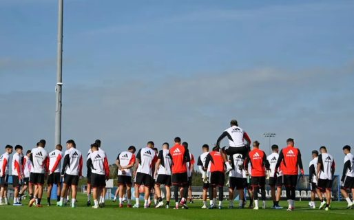 El plantel de River recibió una visita especial durante la pretemporada en Estados Unidos