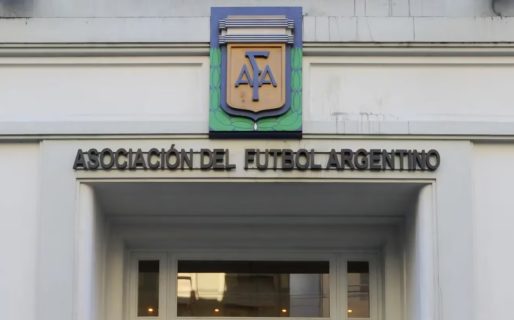 La Justicia falló contra los artículos del DNU que permitían a los clubes convertirse en Sociedades Anónimas