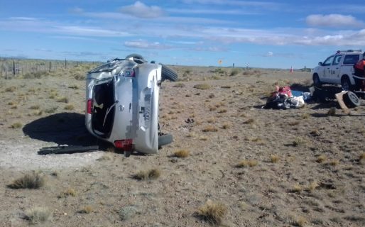 Una pareja resultó lesionada tras volcar en la Ruta 40